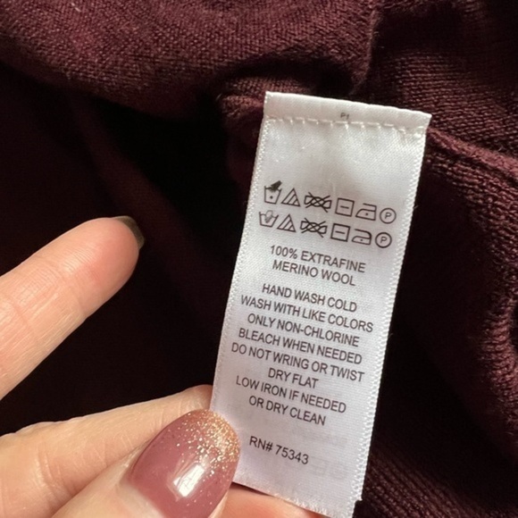 Nanette Lepore burgundy merino wool sweater - Picture 4 of 12